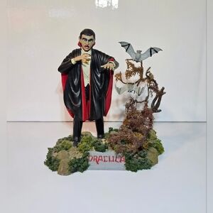 Dracula 8.5" Model Kit 1991 Monogram Hand Painted & Assembled Horror Figure